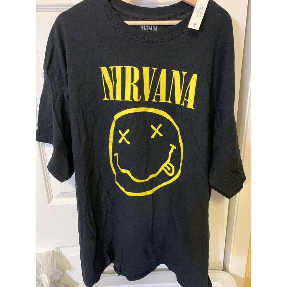 New Nirvana Men's Sz 3XL Black Yellow Logo Short Sleeve T-Shirt NWT